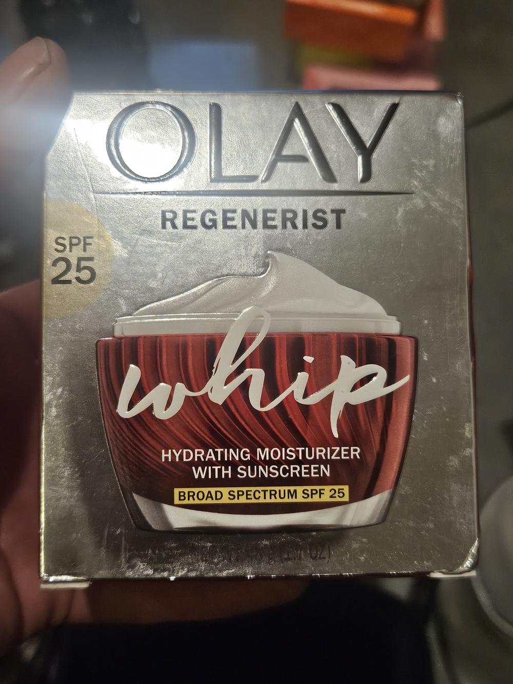 OLAY Regenerist Whip Hydrating Moisturizer SPF 25 - Red and Silver